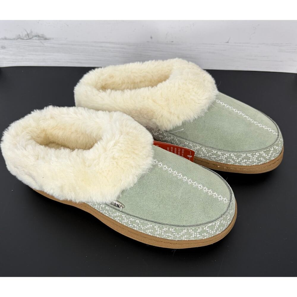 NWT Greta Embroidered Clogs by Acorn Small 5/6 - Picture 3 of 9
